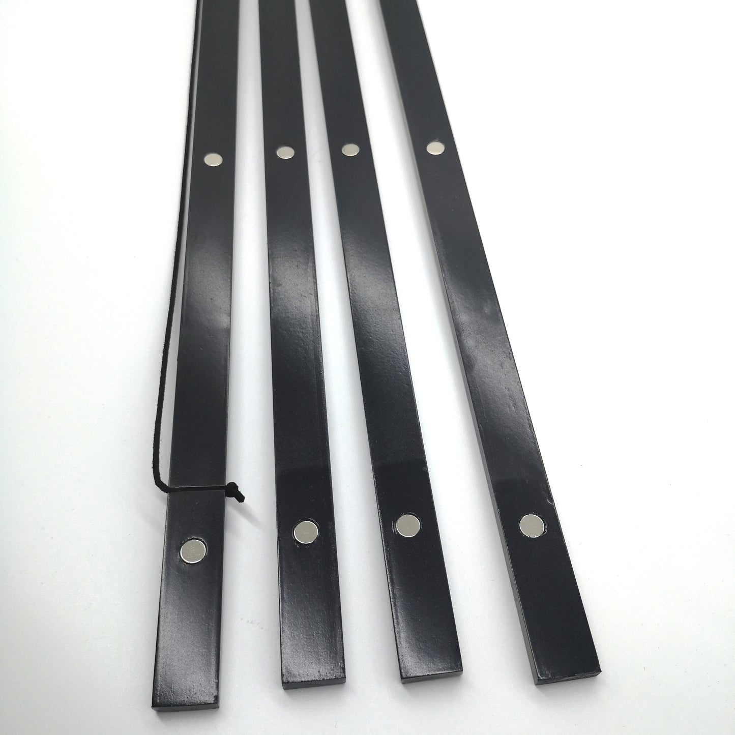 Hanging Magnetic Frame; Teak Wood Frame; Black Frame; Hanging Frame for Posters and Prints; Scratch Off Frames